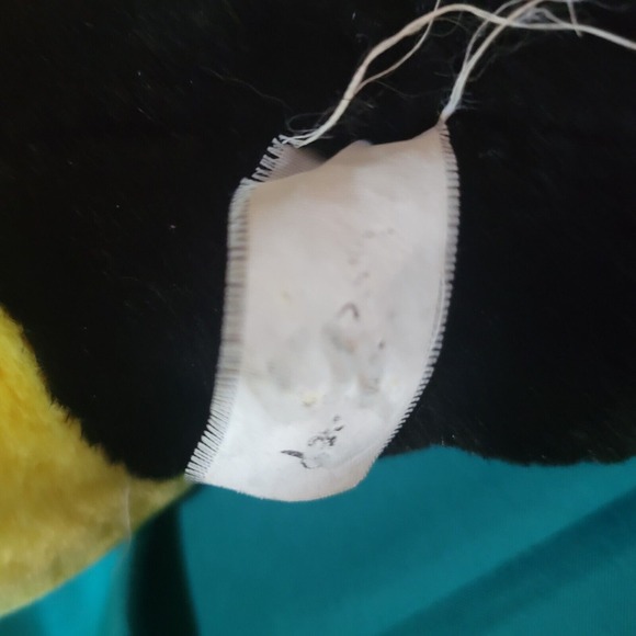 Vintage Disney Minnie Mouse Jumbo Plush Stuffed Doll 32 Inch Disney Parks - Picture 5 of 5